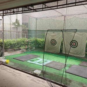 1階 ミニゴルフ練習場 1階 ミニゴルフ練習場