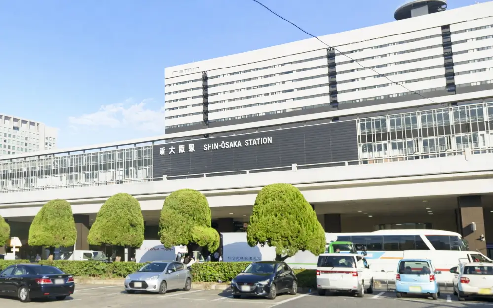 新大阪駅周辺の駅前風景｜新大阪に近いエリアで探す単身赴任向け家具家電付き賃貸