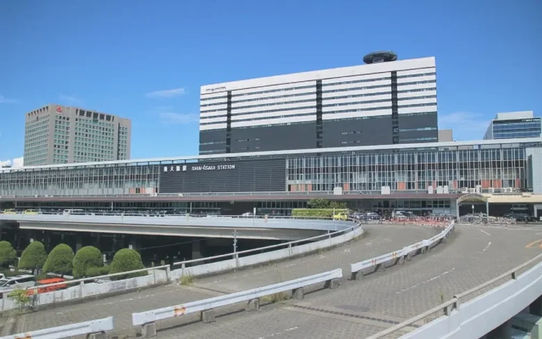 新大阪駅の正面イメージ画像