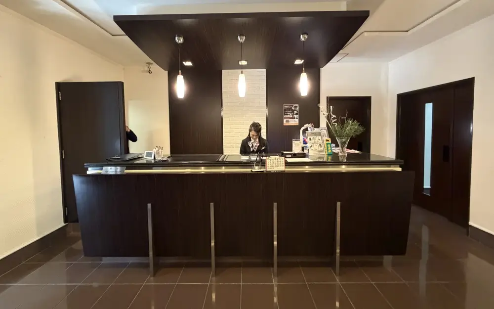 ラ･メール北大阪のフロント